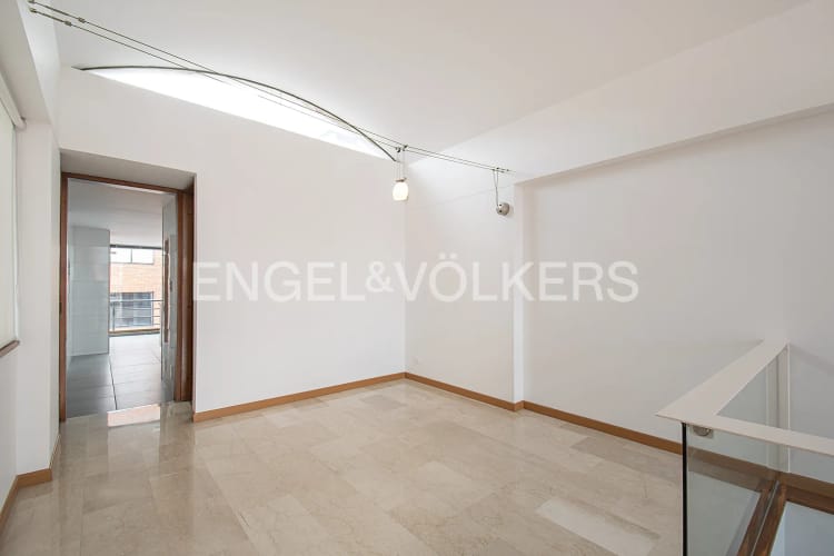Apartamento de 4 alcobas en venta en Escuela De Infanteria, Bogotá, 188 m² · foto 3 de 19