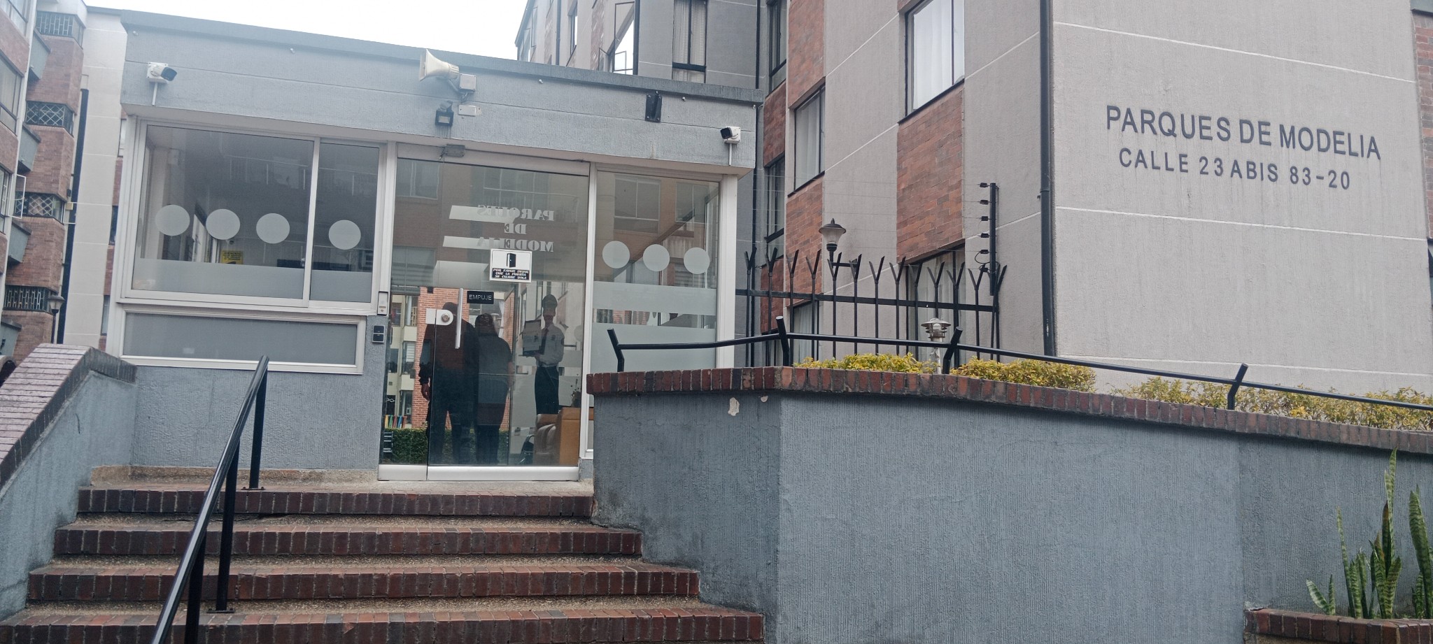 Apartamento en venta en Modelia, Bogotá · foto 2 de 22
