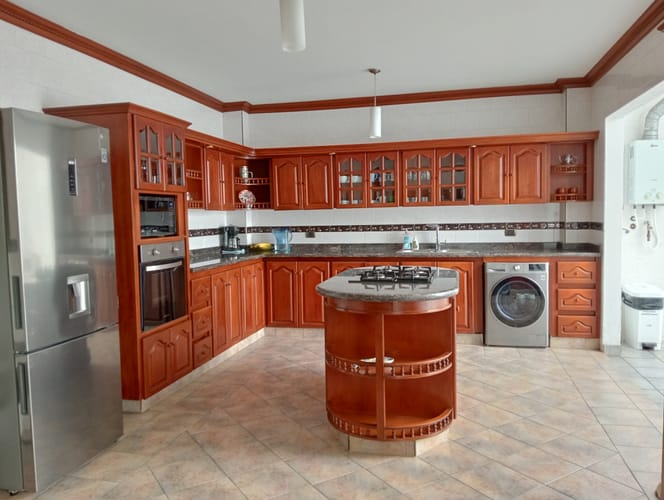 Casa de 4 alcobas en arriendo en Ciudad Jardin, Cali, 385 m² · foto 13 de 24