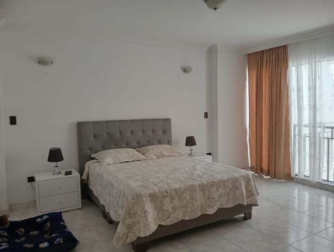 Casa de 4 alcobas en arriendo en Ciudad Jardin, Cali, 385 m² · foto 23 de 24