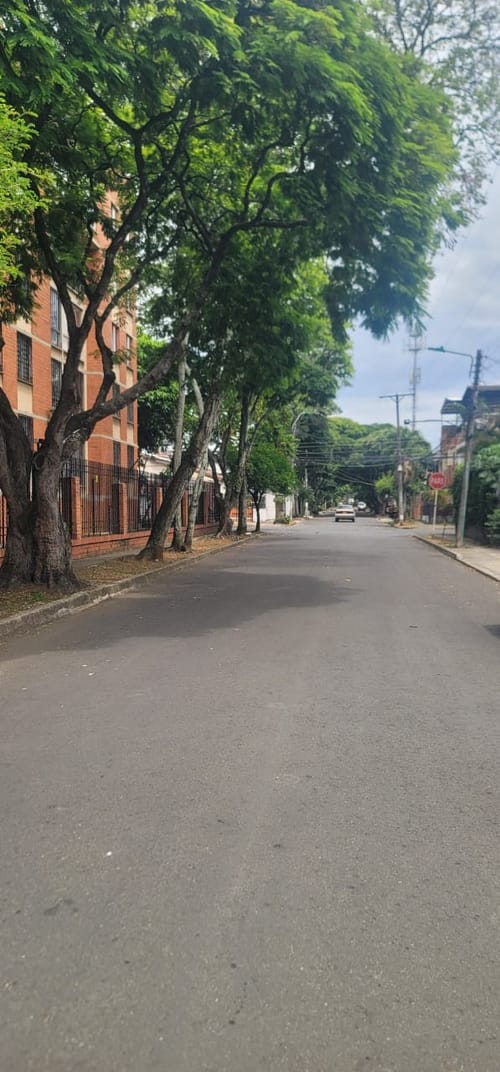 Casa de 7 alcobas en venta en El Refugio, Cali, 220 m² · foto 3 de 24