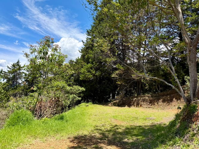 Lote en venta en La Clara, Guarne, 1700 m² · foto 2 de 8