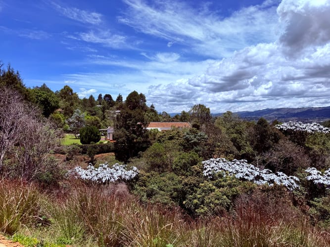 Lote en venta en La Clara, Guarne, 1700 m² · foto 3 de 8
