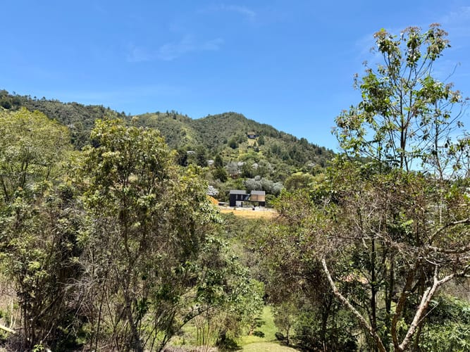 Lote en venta en La Clara, Guarne, 1700 m² · foto 5 de 8