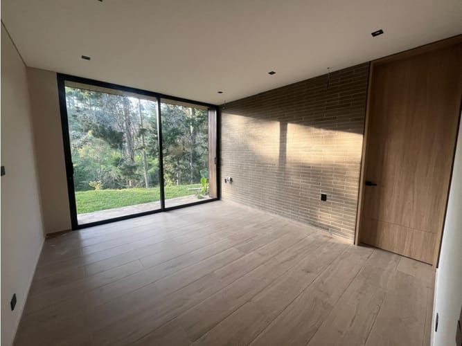 Finca en venta en La Clara, Guarne, 360 m² · foto 6 de 12