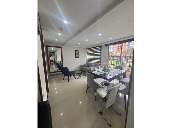 Apartamento en venta en Las Americas, Bogotá · foto 4 de 24