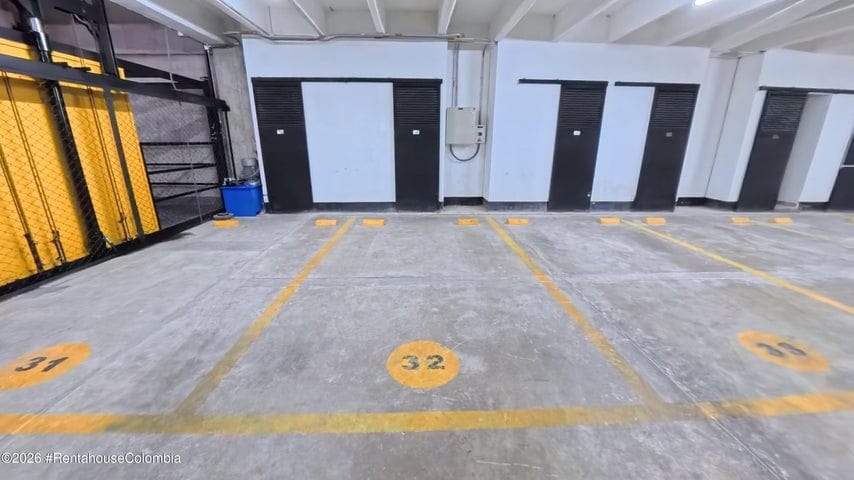 Apartamento en venta en Santa Barbara, Bogotá · foto 10 de 11