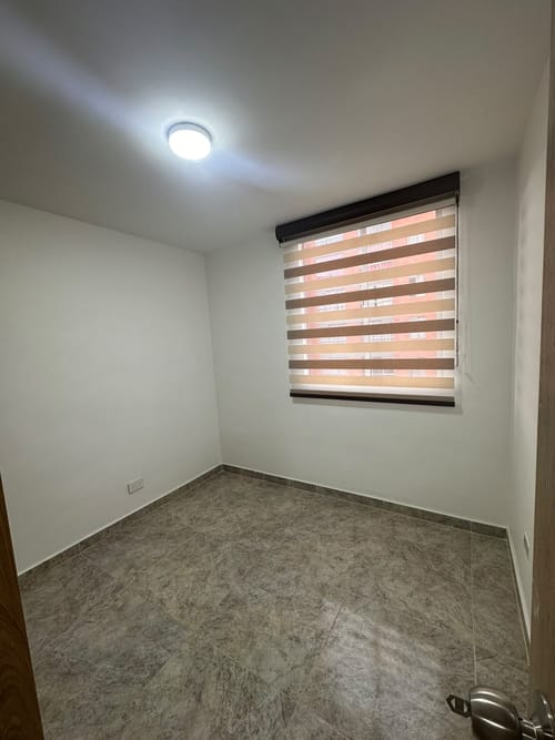 Apartamento de 2 alcobas en venta en San Pedro, Madrid, 40 m² · foto 13 de 23