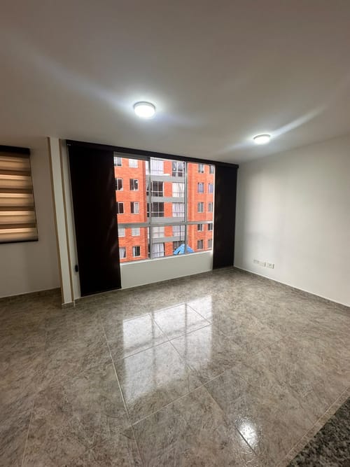 Apartamento de 2 alcobas en venta en San Pedro, Madrid, 40 m² · foto 2 de 23