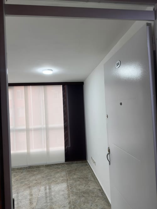 Apartamento de 2 alcobas en venta en San Pedro, Madrid, 40 m² · foto 3 de 23