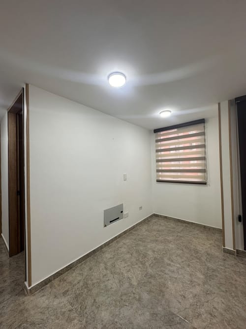 Apartamento de 2 alcobas en venta en San Pedro, Madrid, 40 m² · foto 10 de 23