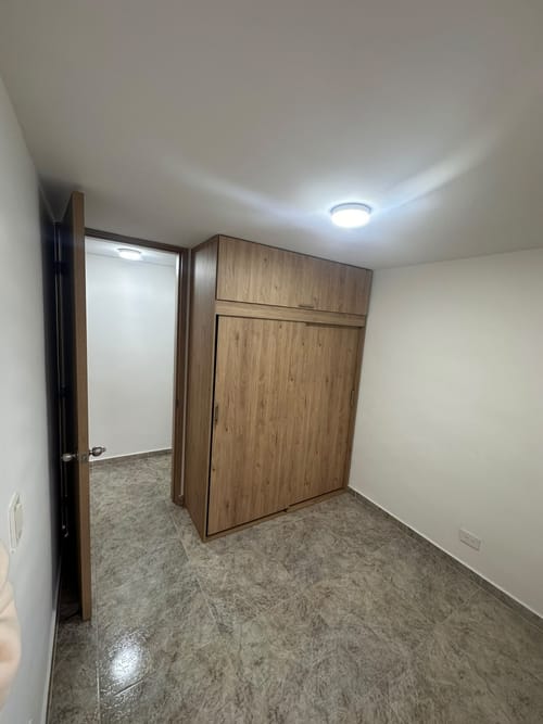Apartamento de 2 alcobas en venta en San Pedro, Madrid, 40 m² · foto 12 de 23