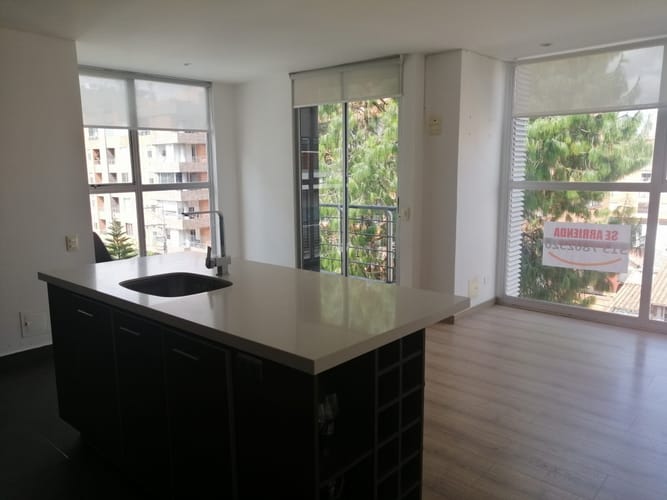 Apartamento de 2 alcobas en arriendo en Santa Barbara, Bogotá, 73 m² · foto 2 de 22