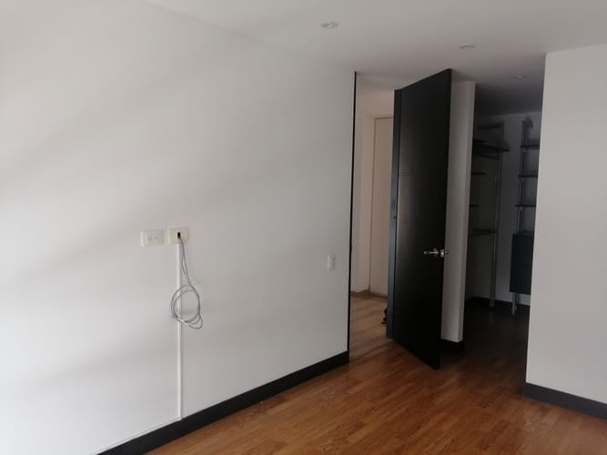 Apartamento de 2 alcobas en arriendo en Santa Barbara, Bogotá, 73 m² · foto 16 de 22