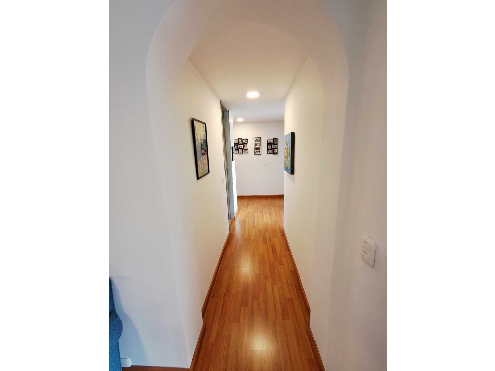 Apartamento en venta en Niza Norte, Bogotá · foto 8 de 24