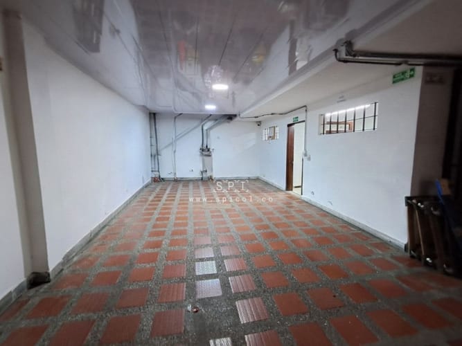 Bodega en arriendo en Fátima, Medellín, 290 m² · foto 3 de 10