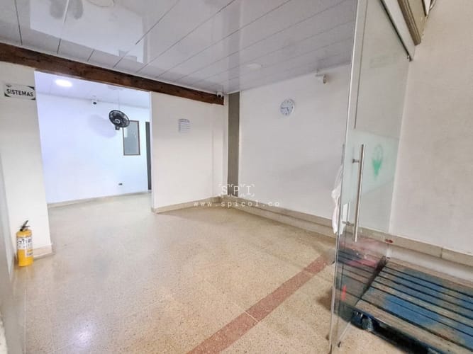 Bodega en arriendo en Fátima, Medellín, 290 m² · foto 6 de 10