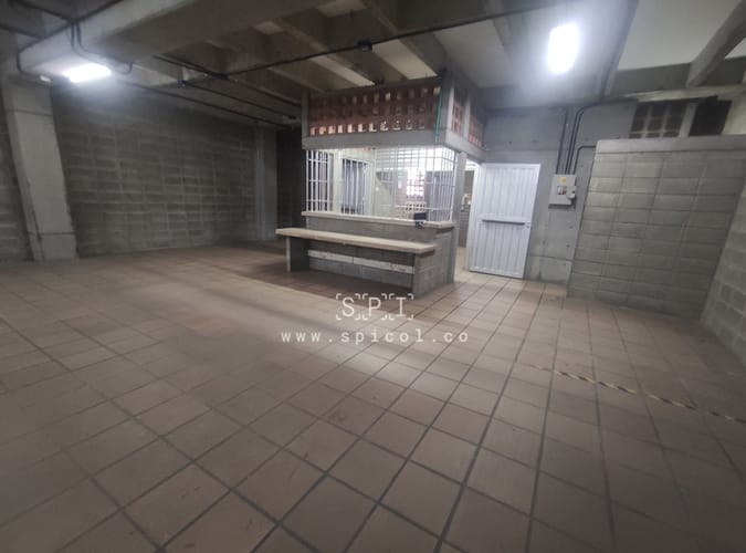 Bodega en arriendo en Belen La Palma, Medellín, 175 m² · foto 2 de 15