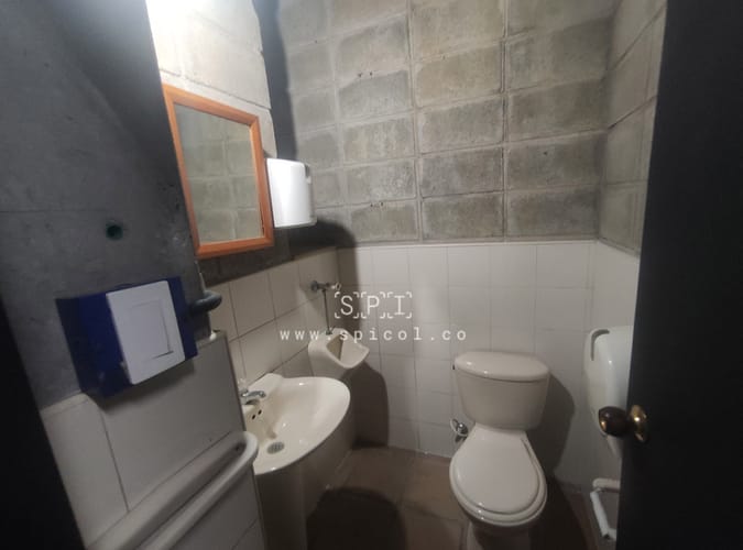 Bodega en arriendo en Belen La Palma, Medellín, 175 m² · foto 7 de 15