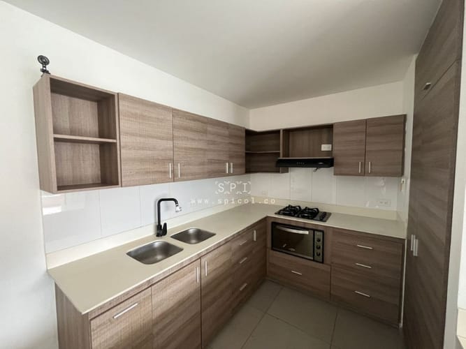 Apartamento de 3 alcobas en arriendo en Colina Campestre, Envigado, 120 m² · foto 5 de 24