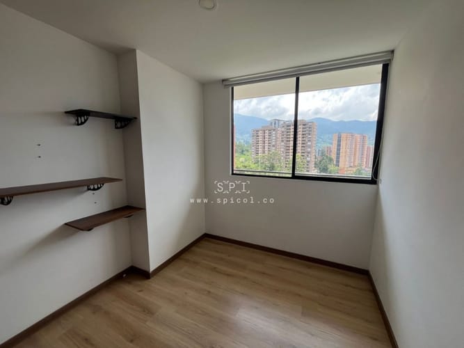 Apartamento de 3 alcobas en arriendo en Colina Campestre, Envigado, 120 m² · foto 10 de 24