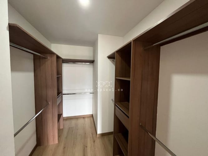 Apartamento de 3 alcobas en arriendo en Colina Campestre, Envigado, 120 m² · foto 23 de 24