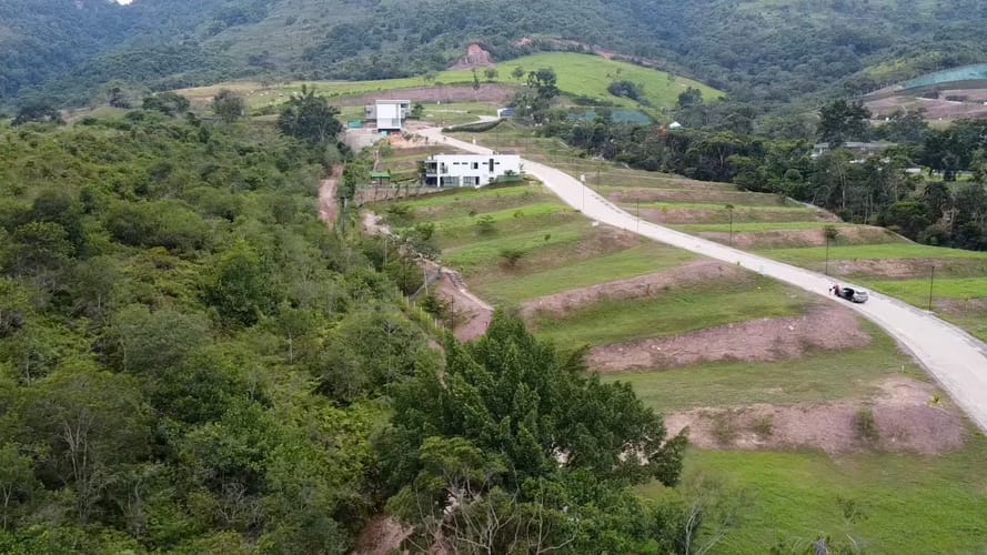 Lote en venta en Ruitoque, Floridablanca, 938 m² · foto 2 de 11