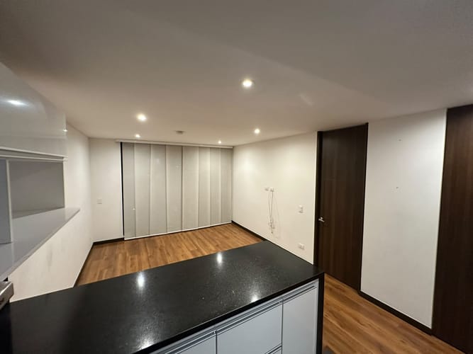 Apartamento de 1 alcoba en arriendo en Cantalejo, Bogotá, 59 m² · foto 7 de 13
