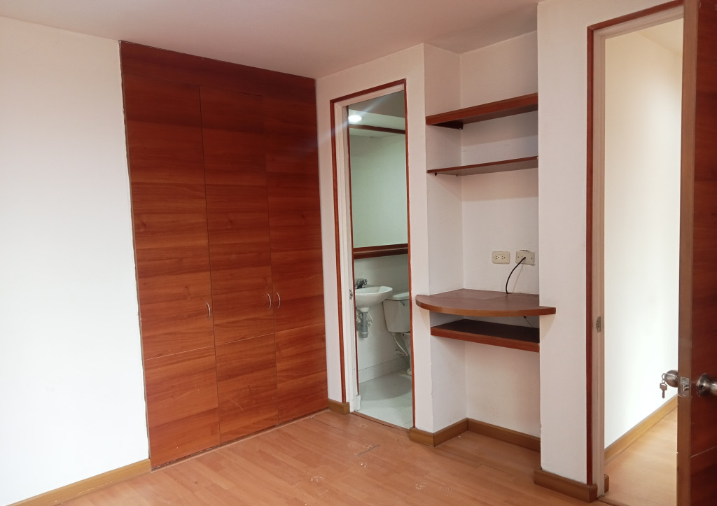 Apartamento en venta en Mazuren, Bogotá · foto 9 de 20
