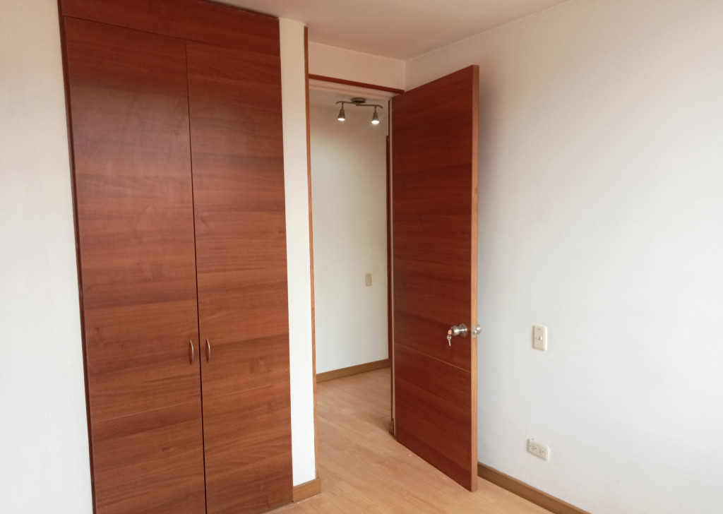Apartamento en venta en Mazuren, Bogotá · foto 11 de 20
