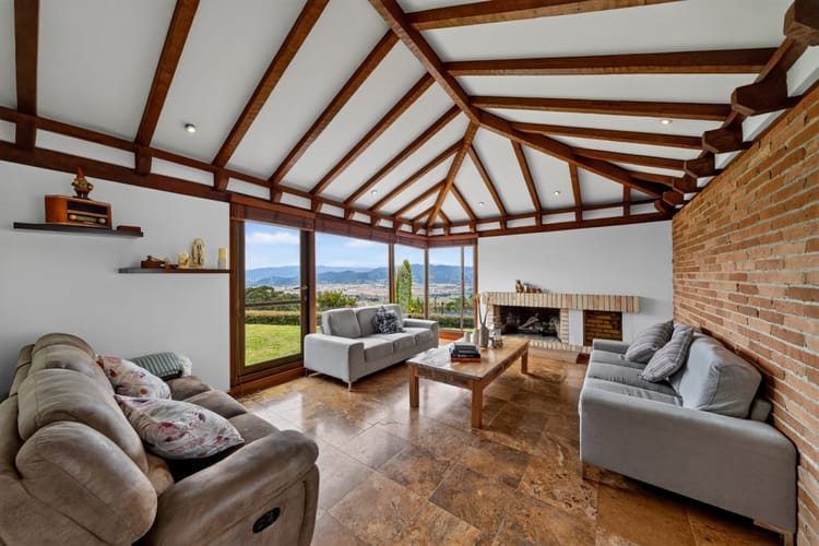 Casa de 3 alcobas en venta en Sindamanoy, Chía, 236 m² · foto 5 de 19