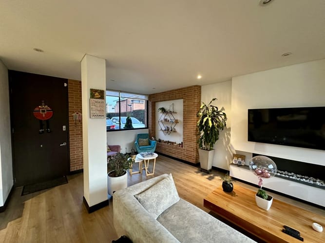 Casa de 3 alcobas en venta en Chuntame, Cajicá, 174 m² · foto 2 de 24