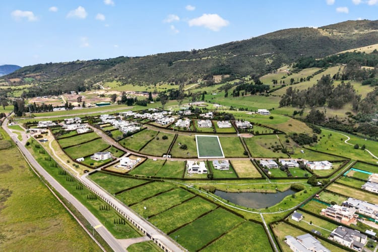 Lote en venta en La Violeta, Sopó, 2137 m² · foto 9 de 20