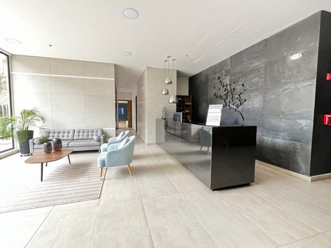Apartamento de 1 alcoba en venta en Chico Norte, Bogotá, 55 m² · foto 2 de 24