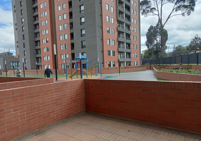 Apartamento en venta en El Redil, Bogotá · foto 4 de 23