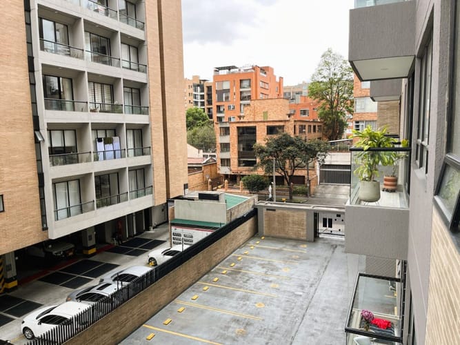 Apartamento de 1 alcoba en venta en Chico Norte, Bogotá, 55 m² · foto 16 de 24
