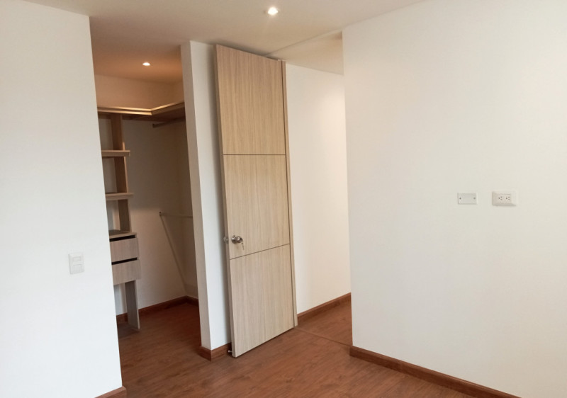 Apartamento en venta en El Redil, Bogotá · foto 10 de 23