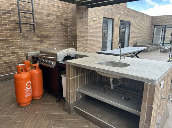 Apartaestudio en venta en Rincon Del Chico, Bogotá, 33 m² · foto 20 de 23
