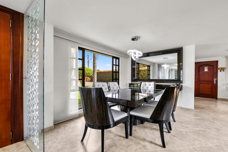 Casa de 6 alcobas en venta en Fonquetá, Chía, 280 m² · foto 3 de 22