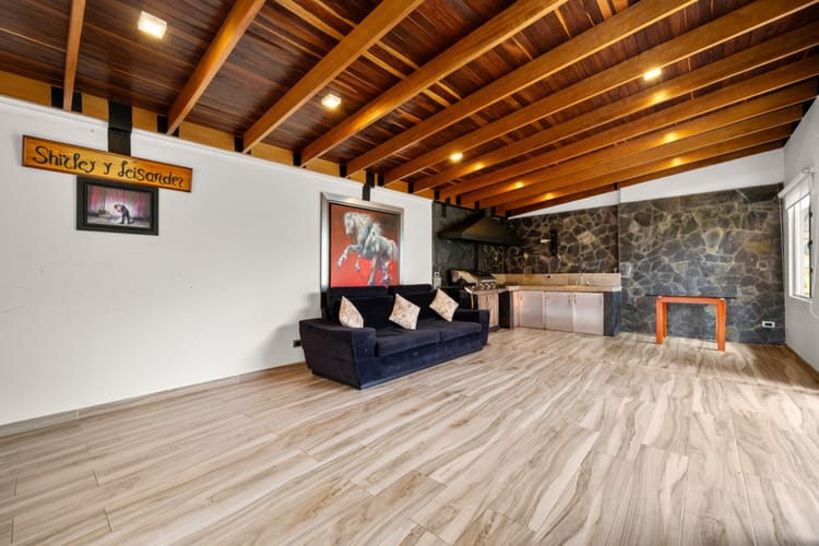 Casa de 6 alcobas en venta en Fonquetá, Chía, 280 m² · foto 6 de 22