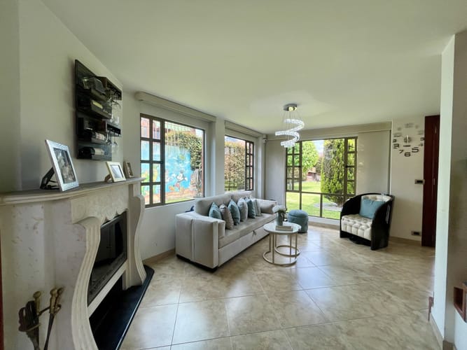 Casa de 6 alcobas en venta en Fonquetá, Chía, 280 m² · foto 8 de 22