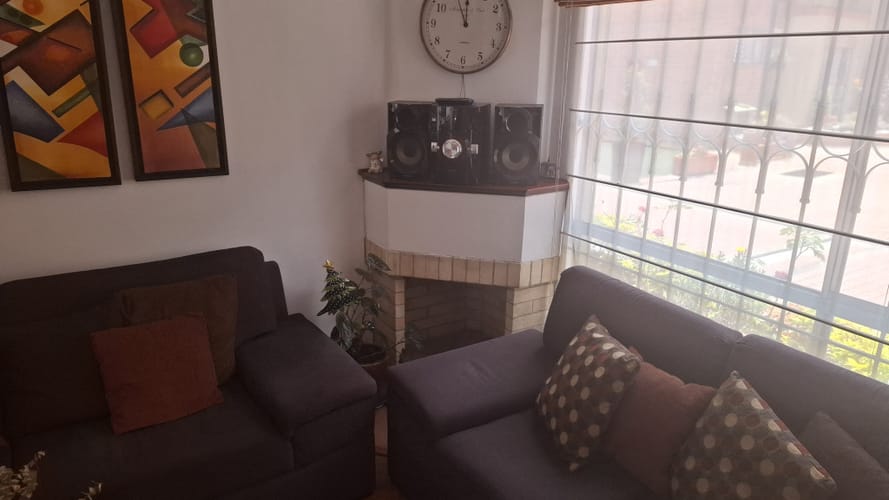 Casa en venta en La Alameda Centro, Bogotá · foto 2 de 24