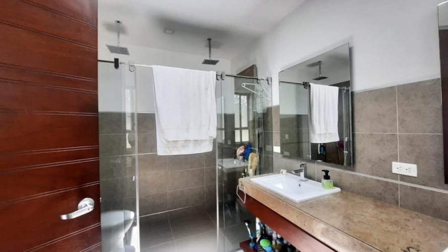 Casa de 4 alcobas en arriendo en Centro, Sopó, 287 m² · foto 15 de 24