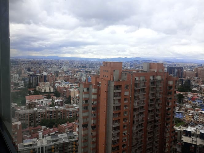 Apartaestudio en venta en Chapinero Alto, Bogotá, 30 m² · foto 2 de 18
