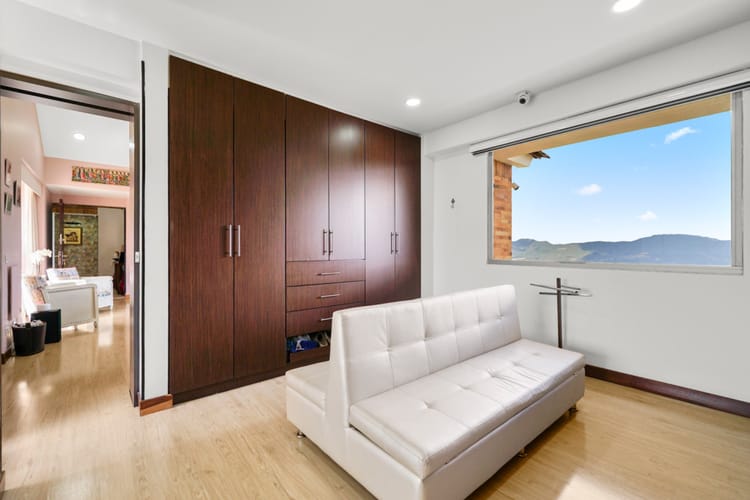 Casa de 4 alcobas en venta en Yerbabuena, Sopó, 560 m² · foto 23 de 24