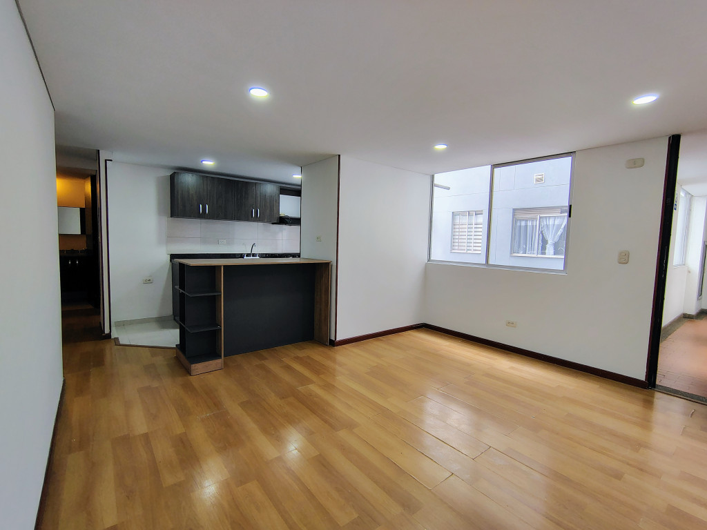 Apartamento en venta en Santa Lucia, Bogotá · foto 8 de 16