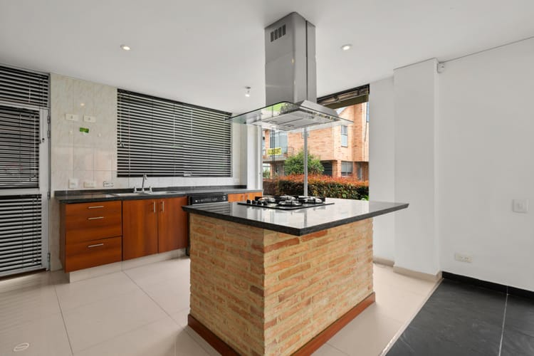 Casa de 4 alcobas en venta en Vereda La Balsa, Chía, 321 m² · foto 6 de 23