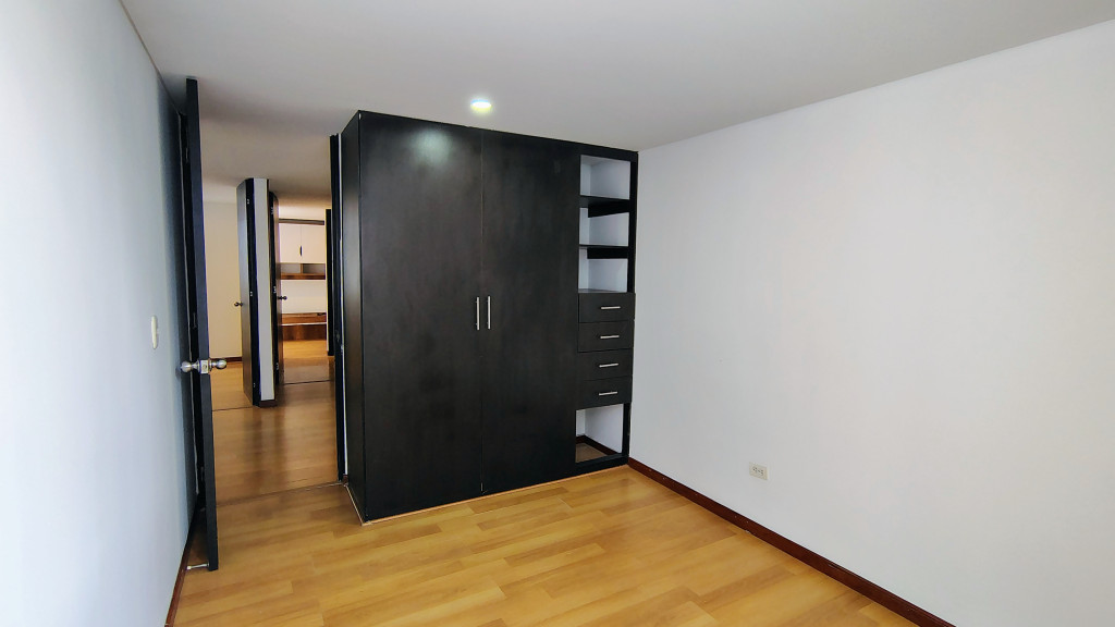 Apartamento en venta en Santa Lucia, Bogotá · foto 11 de 16