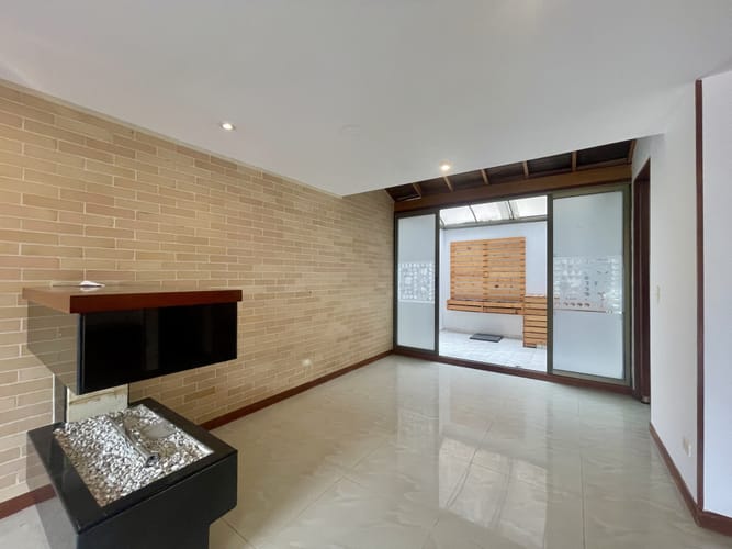 Casa de 4 alcobas en venta en Cota, 136 m² · foto 3 de 24