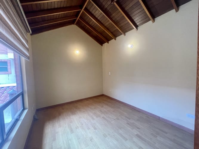 Casa de 4 alcobas en venta en Cota, 136 m² · foto 9 de 24